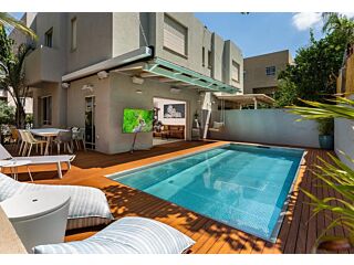 Stainless Steel Skimmer Pools