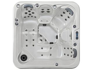 HC 3  - 5 Person Hot Tub