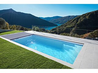 Swimming pool Uranus 750